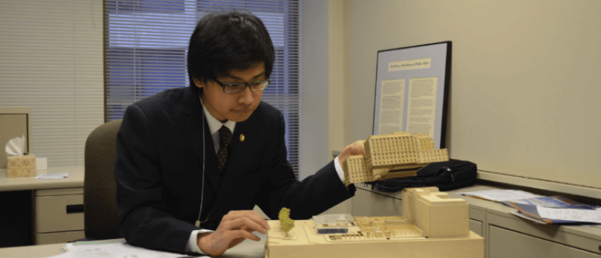 Gabe Iglesia ’16: Life as a Diplomat